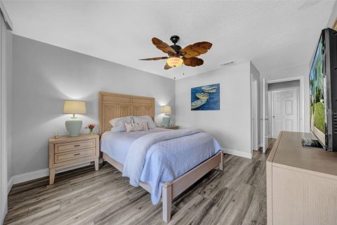 Condominio en venta en Indian Rocks Beach, Florida, 2 dormitorios, 96.62 m2 № 1903986 - foto 25
