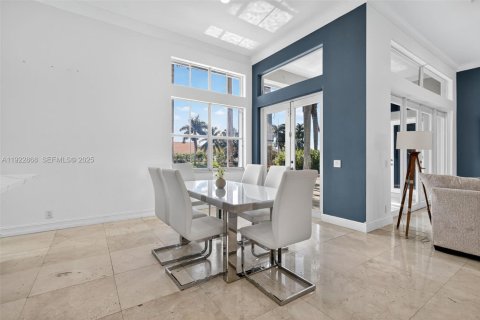 Villa ou maison à louer à Pembroke Pines, Floride: 3 chambres, 211.91 m2 № 1976724 - photo 12