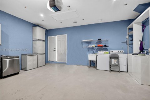 Villa ou maison à louer à Pembroke Pines, Floride: 3 chambres, 211.91 m2 № 1976724 - photo 28