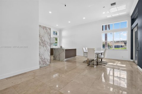 Villa ou maison à louer à Pembroke Pines, Floride: 3 chambres, 211.91 m2 № 1976724 - photo 10