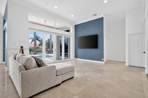 Villa ou maison à louer à Pembroke Pines, Floride: 3 chambres, 211.91 m2 № 1976724 - photo 7