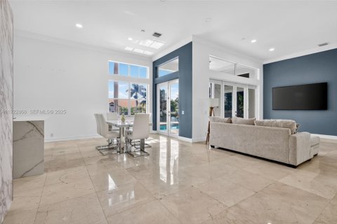 Villa ou maison à louer à Pembroke Pines, Floride: 3 chambres, 211.91 m2 № 1976724 - photo 11