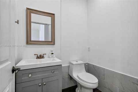 Villa ou maison à louer à Pembroke Pines, Floride: 3 chambres, 211.91 m2 № 1976724 - photo 27