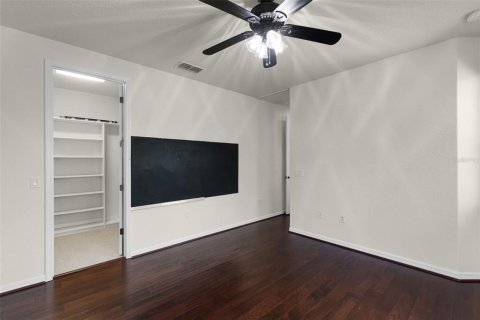 House in Winter Garden, Florida 5 bedrooms, 343.92 sq.m. № 1803268 - photo 28