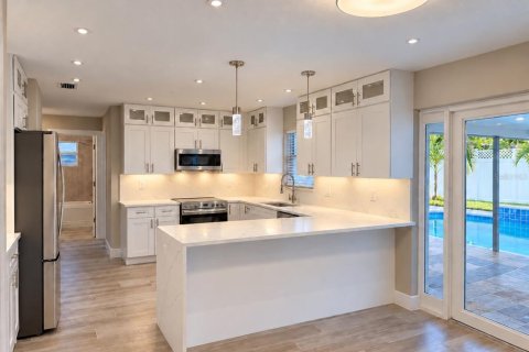 Villa ou maison à vendre à Fort Myers, Floride: 2 chambres, 131.92 m2 № 2394168 - photo 25