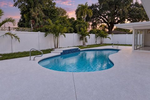 Villa ou maison à vendre à Fort Myers, Floride: 2 chambres, 131.92 m2 № 2394168 - photo 10