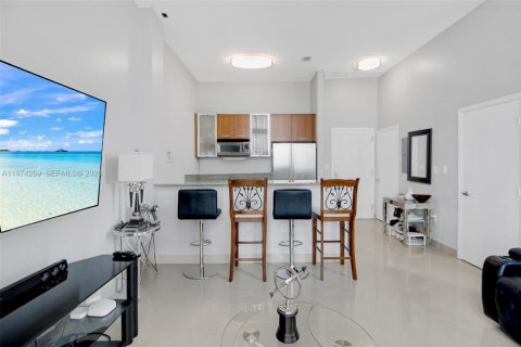 Купить кондоминиум в Майами, Флорида 2 спальни, 85.1м2, № 2036589 - фото 12