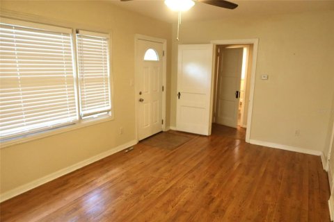 Casa en venta en Gainesville, Florida, 3 dormitorios, 109.44 m2 № 2109115 - foto 10