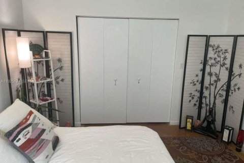 Copropriété à vendre à Miami, Floride: 2 chambres, 96.25 m2 № 2059772 - photo 29