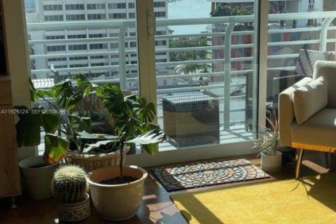 Copropriété à vendre à Miami, Floride: 2 chambres, 96.25 m2 № 2059772 - photo 10