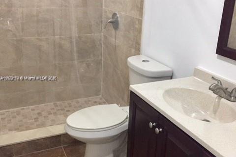 Condo in North Miami Beach, Florida, 2 bedrooms  № 1802738 - photo 8