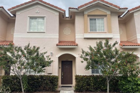 Adosado en Tamarac, Florida 2 dormitorios, 112.78 m2 № 2030491