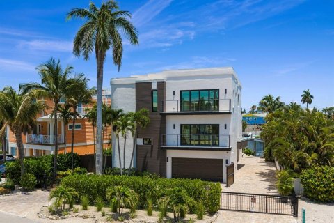 Casa en Holmes Beach, Florida 5 dormitorios, 364.92 m2 № 2095851
