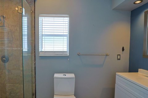 Villa ou maison à vendre à North Palm Beach, Floride: 3 chambres, 183.76 m2 № 1467437 - photo 5