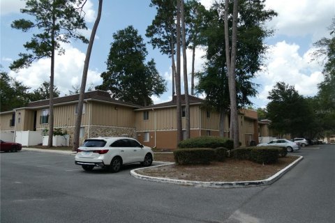 Condo in Gainesville, Florida, 2 bedrooms  № 2142687 - photo 25