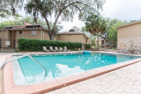 Condo in Gainesville, Florida, 2 bedrooms  № 2142687 - photo 23