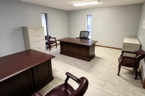 Propiedad comercial en venta en Lakeland, Florida, 163.51 m2 № 2349754 - foto 9