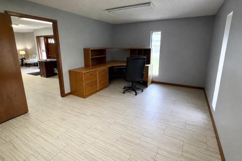 Propiedad comercial en venta en Lakeland, Florida, 163.51 m2 № 2349754 - foto 7