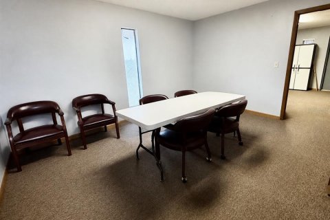 Propiedad comercial en venta en Lakeland, Florida, 163.51 m2 № 2349754 - foto 8
