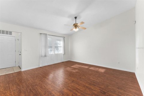 Casa en venta en Gainesville, Florida, 3 dormitorios, 97.55 m2 № 2203918 - foto 3