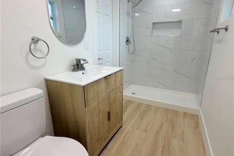 Immobilier commercial à vendre à Tampa, Floride: 5 chambres, 159.51 m2 № 2287299 - photo 19