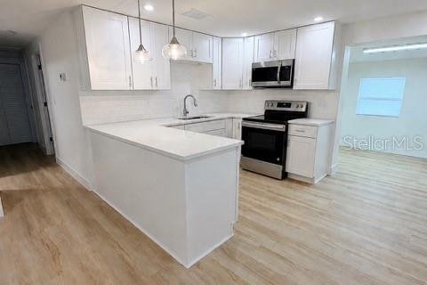 Immobilier commercial à vendre à Tampa, Floride: 5 chambres, 159.51 m2 № 2287299 - photo 12