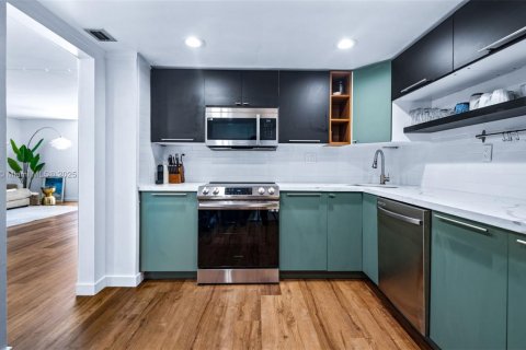 Copropriété à vendre à Aventura, Floride: 2 chambres, 99.68 m2 № 1743954 - photo 4