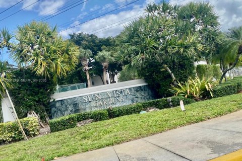 Квартира в Тамарак, Флорида 1 спальня, 64.57м2 № 2065237