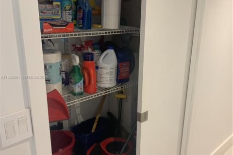 Condominio en venta en Pompano Beach, Florida, 3 dormitorios, 134.71 m2 № 2030129 - foto 24