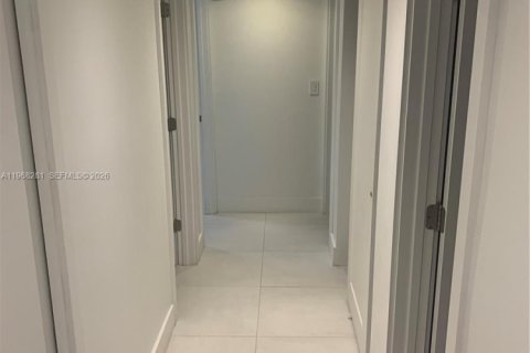 Condominio en venta en Pompano Beach, Florida, 3 dormitorios, 134.71 m2 № 2030129 - foto 25