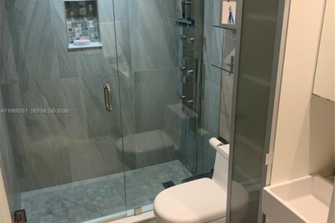 Condominio en venta en Pompano Beach, Florida, 3 dormitorios, 134.71 m2 № 2030129 - foto 27