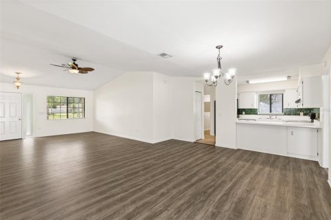 Casa en venta en Palm Coast, Florida, 3 dormitorios, 133.13 m2 № 2384484 - foto 9