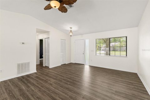 Casa en venta en Palm Coast, Florida, 3 dormitorios, 133.13 m2 № 2384484 - foto 7