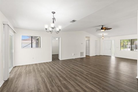 Casa en venta en Palm Coast, Florida, 3 dormitorios, 133.13 m2 № 2384484 - foto 23