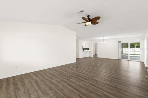 Casa en venta en Palm Coast, Florida, 3 dormitorios, 133.13 m2 № 2384484 - foto 10