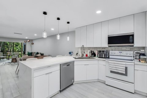 Condo in Boca Raton, Florida, 2 bedrooms  № 2178597