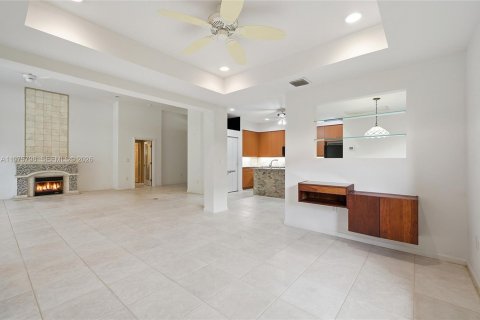 Villa ou maison à vendre à Boynton Beach, Floride: 3 chambres, 217.48 m2 № 2328717 - photo 11