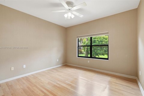 Villa ou maison à vendre à Boynton Beach, Floride: 3 chambres, 217.48 m2 № 2328717 - photo 25