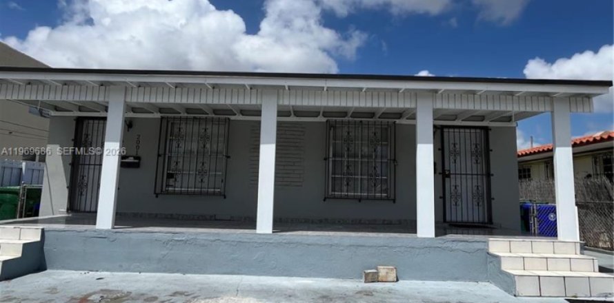 Casa en Miami, Florida 2 dormitorios, 170.2 m2 № 2030603