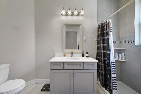 House in Orlando, Florida 5 bedrooms, 278.71 sq.m. № 1919105 - photo 18