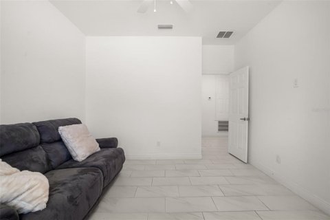 Villa ou maison à vendre à Orlando, Floride: 5 chambres, 278.71 m2 № 1919105 - photo 23
