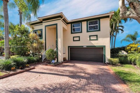 House in Weston, Florida 4 bedrooms, 194.26 sq.m. № 1820054 - photo 4