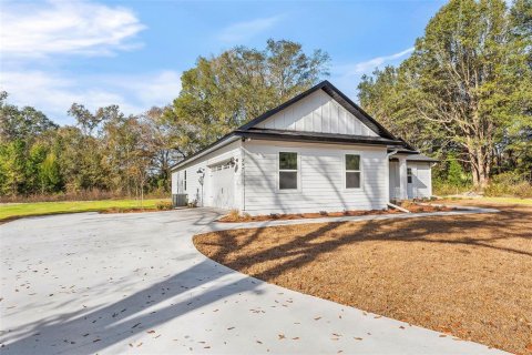 House in Live Oak, Florida 4 bedrooms, 195.56 sq.m. № 1678236 - photo 6
