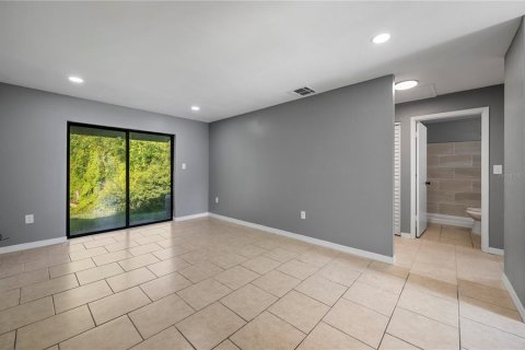 Commercial property in Arcadia, Florida 56 bedrooms, 2321.35 sq.m. № 2101593 - photo 25