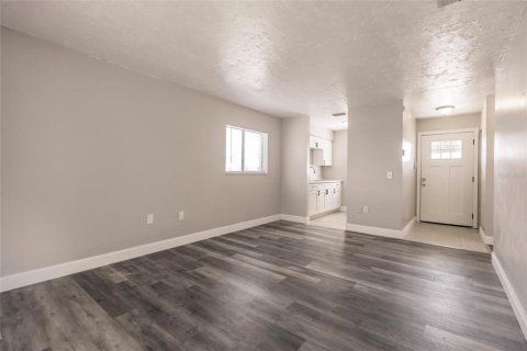 Commercial property in Arcadia, Florida 56 bedrooms, 2321.35 sq.m. № 2101593 - photo 10