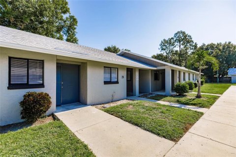 Commercial property in Arcadia, Florida 56 bedrooms, 2321.35 sq.m. № 2101593 - photo 4