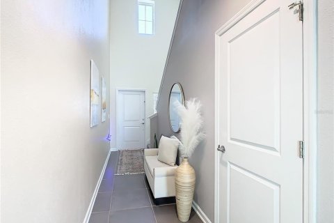 House in Davenport, Florida 4 bedrooms, 175.59 sq.m. № 2236679 - photo 14