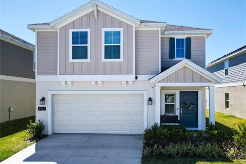 House in Davenport, Florida 4 bedrooms, 175.59 sq.m. № 2236679