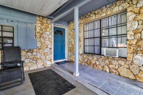 House in Orlando, Florida 3 bedrooms, 109.25 sq.m. № 1904351 - photo 4