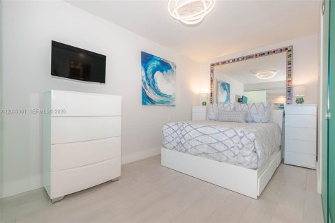 Copropriété à louer à Miami Beach, Floride: 55.74 m2 № 2177988 - photo 13